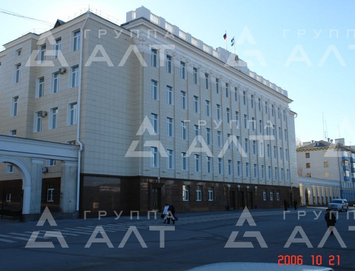 Вентилируемый фасад здания г. Уфа, Мэрия (керамогранит)