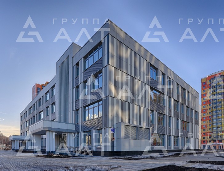 Вентилируемый фасад здания г. Москва, ул.Базовская, Общеобразовательная школа на 550мест